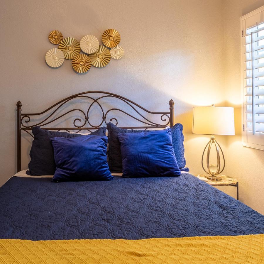 Stunning, Quiet Pvt Luxe Home! King Bed, Jacuzzi, Fire Pit, Bbq! Beautiful! * Los Angeles